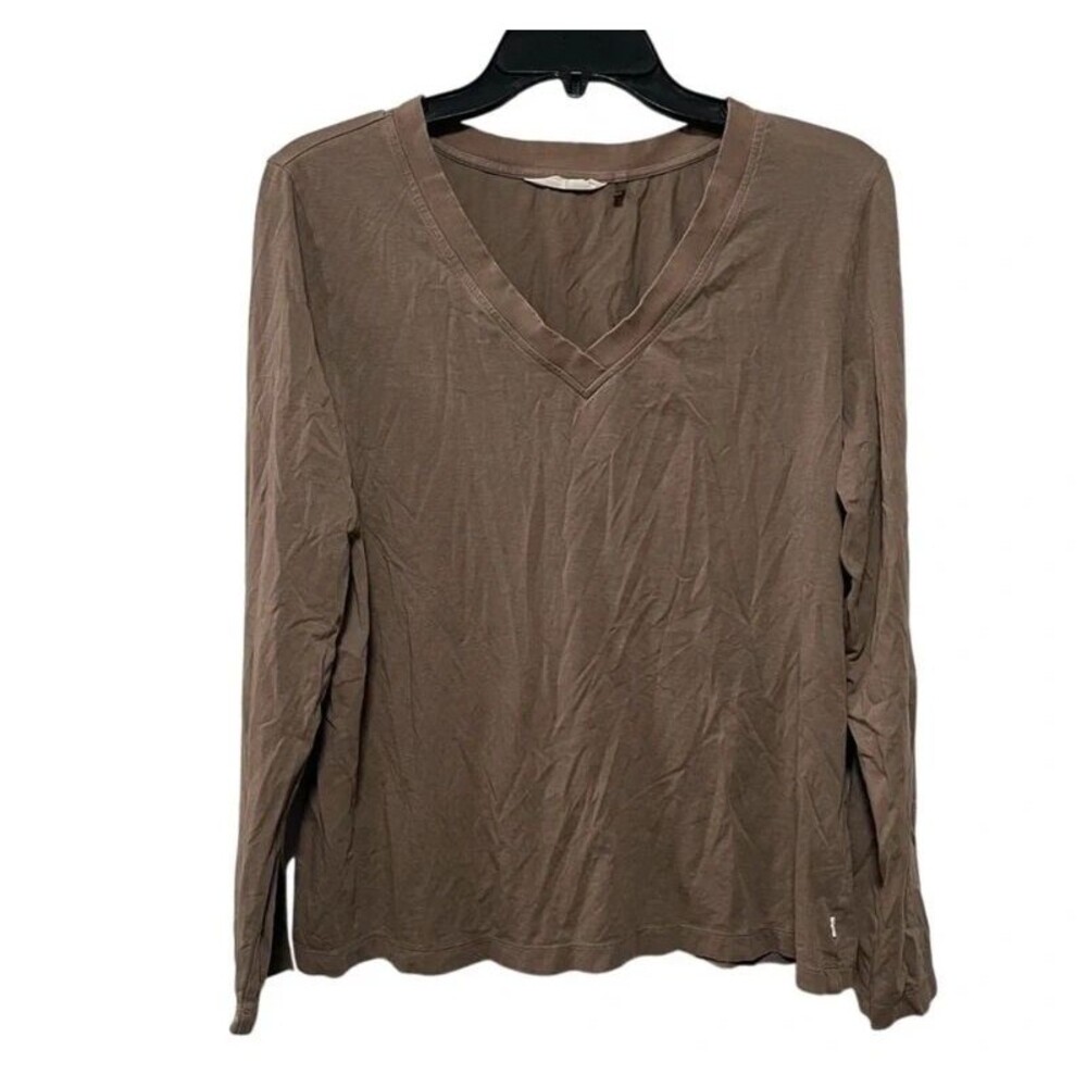 Tommy Bahama women’s brown v neck long sleeve